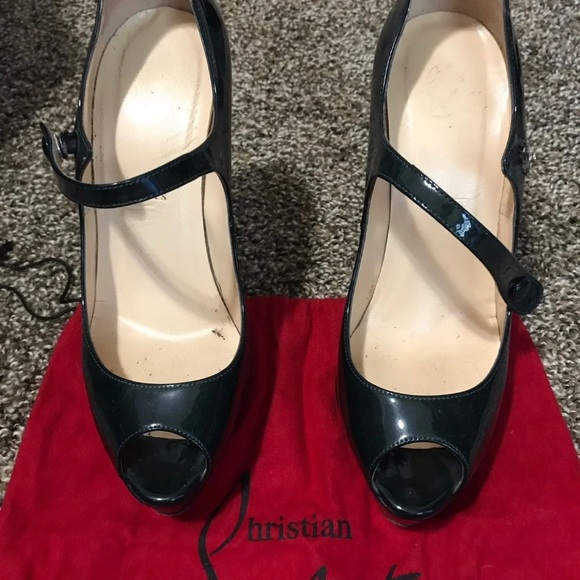 Christian Louboutin heels - Picture 1 of 3